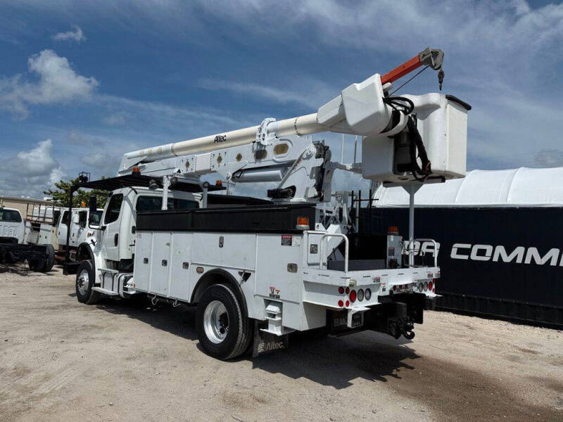 2014 Freightliner M2 106
