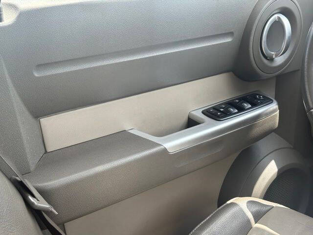 2008 Dodge Nitro SLT