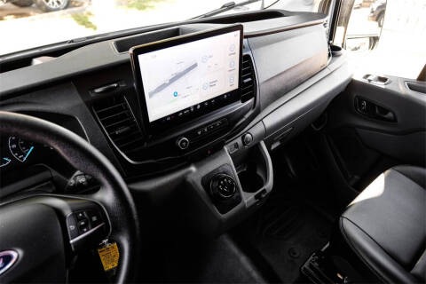 2022 Ford E-Transit 350