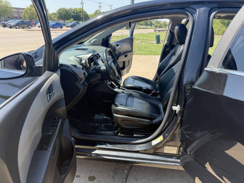 2013 Chevrolet Sonic LTZ Auto