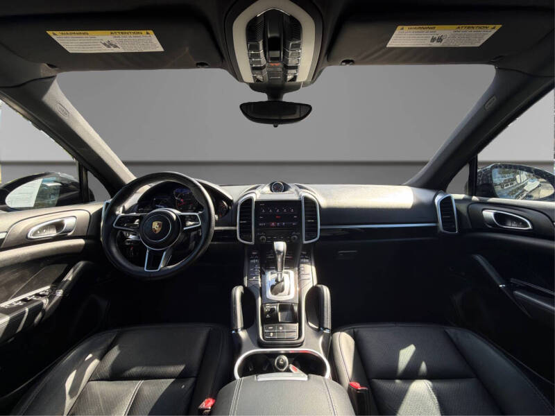 2018 Porsche Cayenne