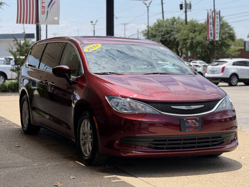2017 Chrysler Pacifica Touring