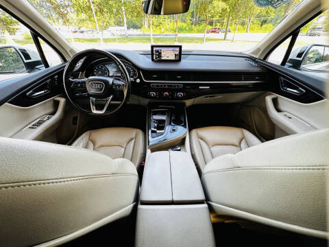 2017 Audi Q7 2.0T quattro Premium Plus