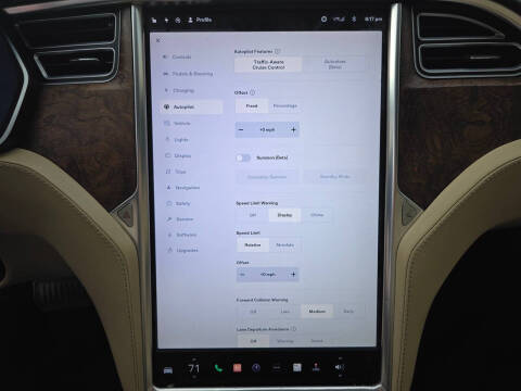 2017 Tesla Model S 75