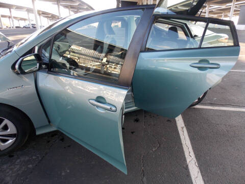 2017 Toyota Prius Three