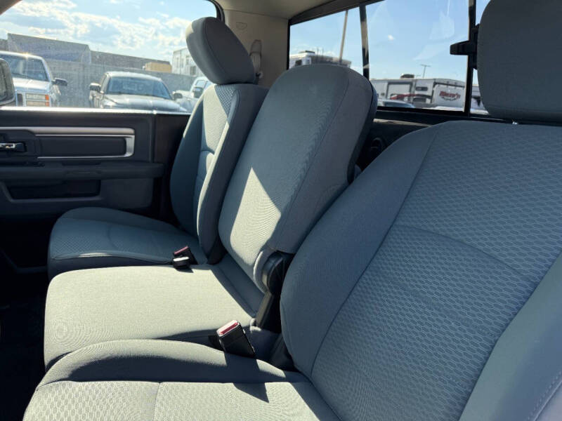 2019 RAM 1500 Classic SLT