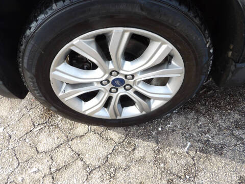 2020 Ford Edge Titanium