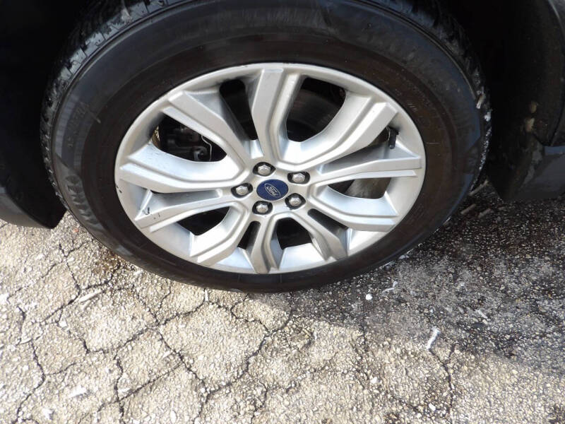 2020 Ford Edge Titanium