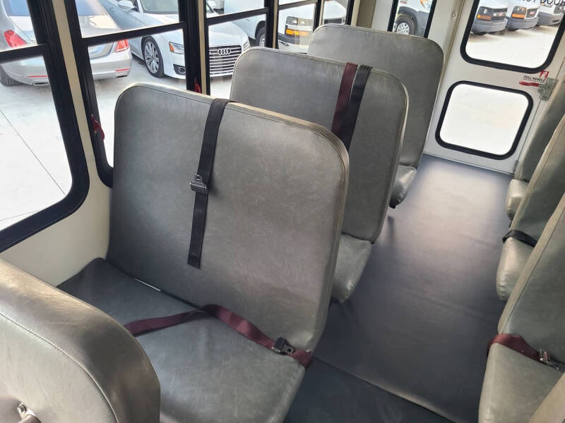 2016 Ford E-Series E-350 SD