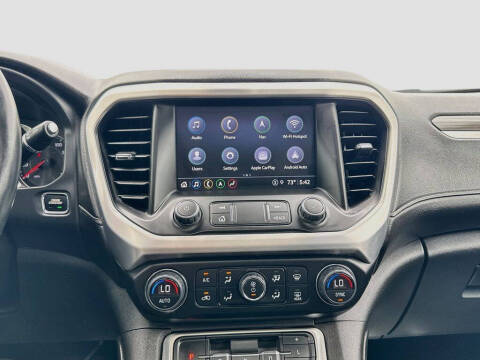 2023 GMC Acadia SLT