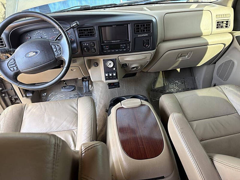 2005 Ford Excursion Limited