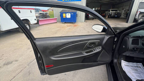 2001 Chevrolet Monte Carlo LS