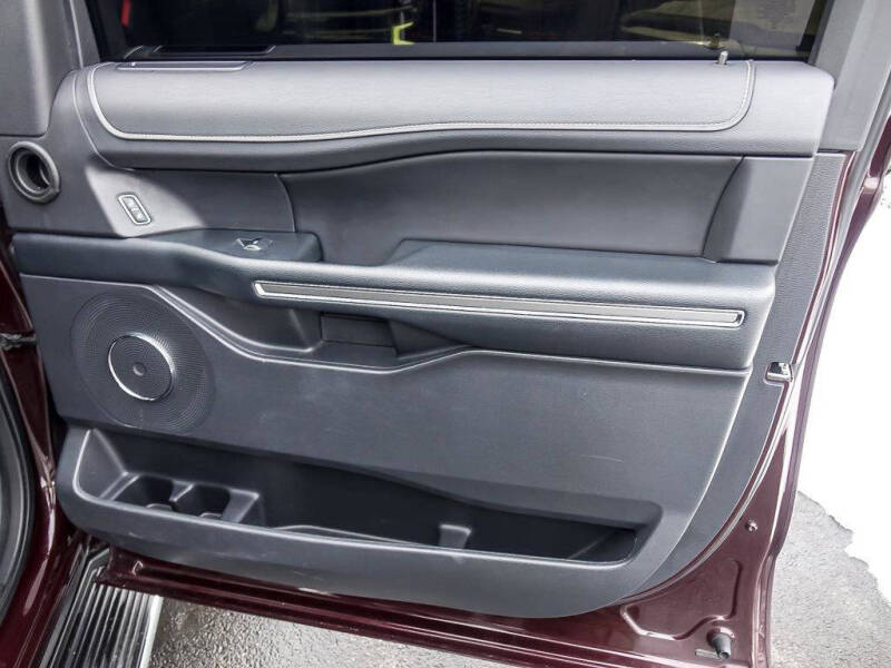 2023 Ford Expedition MAX XLT