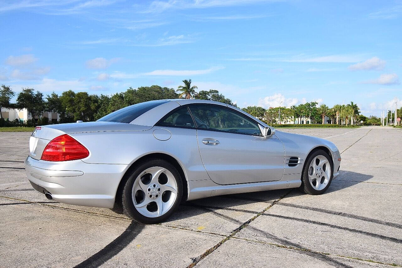 2005 Mercedes-Benz SL-Class 33