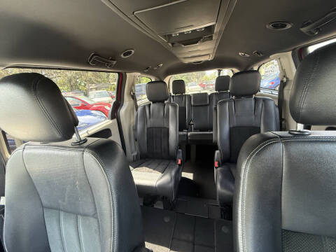 2015 Dodge Grand Caravan SXT Plus