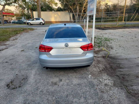 2014 Volkswagen Passat 1.8T S