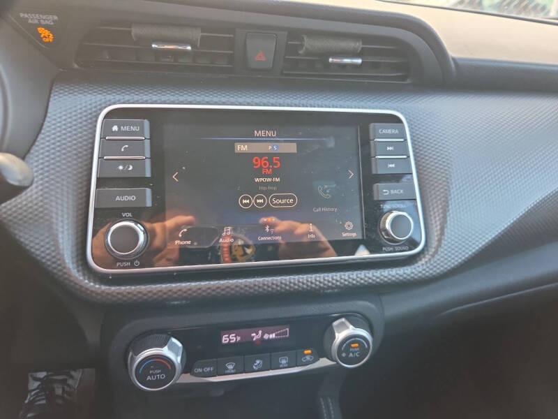 2019 Nissan Kicks SV