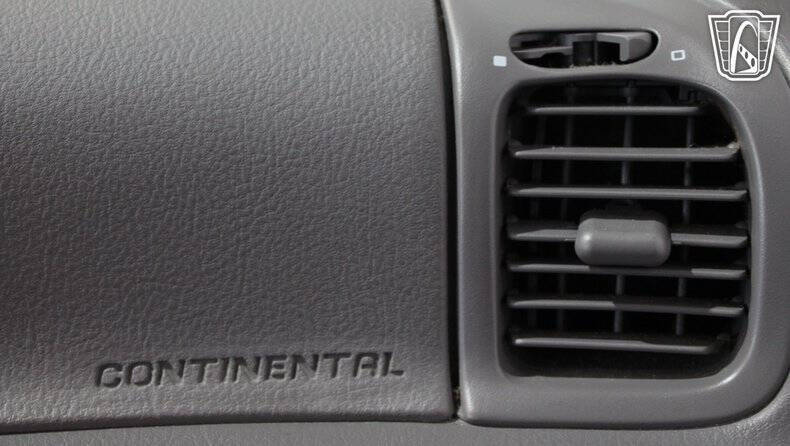1996 Lincoln Continental