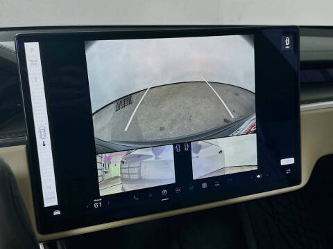2023 Tesla Model S Plaid