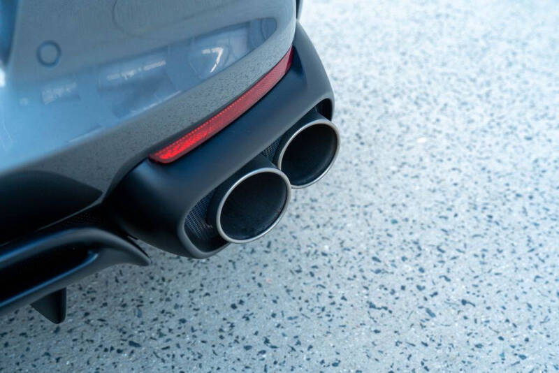 2022 Ferrari 812 GTS