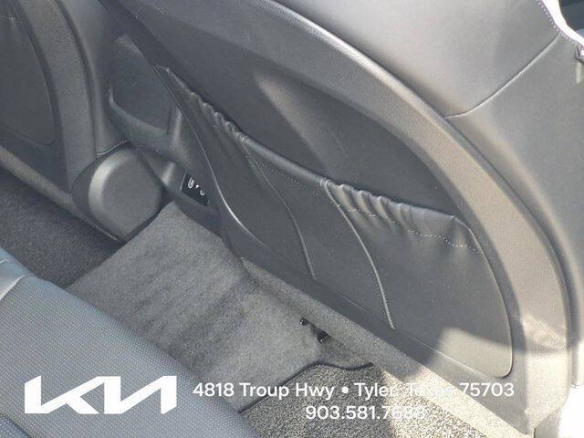 2025 Kia K5