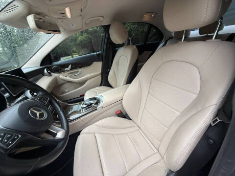 2016 Mercedes-Benz C-Class