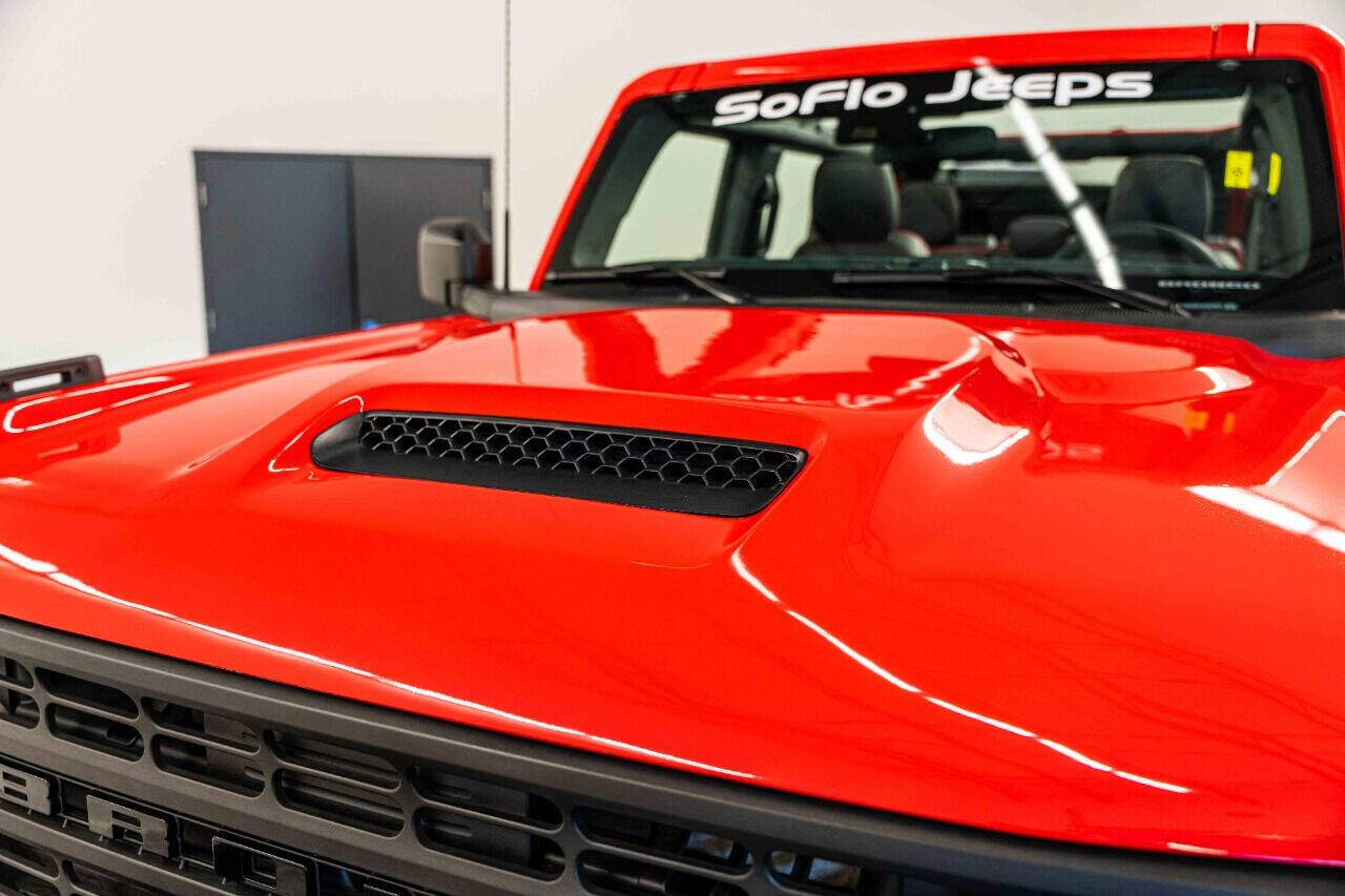 2023 FORD Bronco SUV / Crossover - $67,999