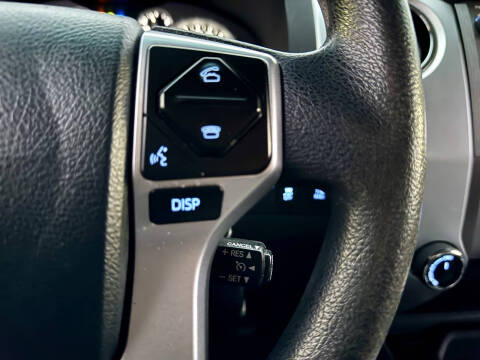 2014 Toyota Tundra SR5