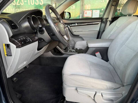 2011 Kia Sorento LX