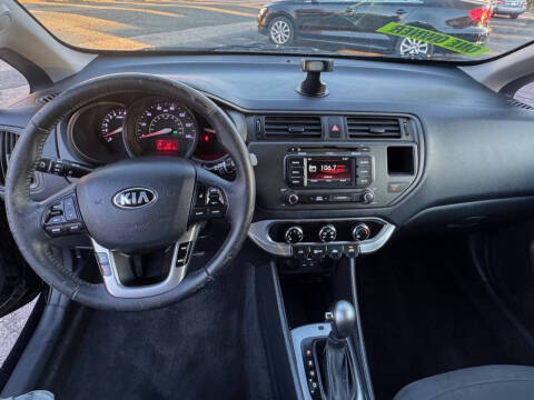 2013 Kia Rio 5-Door EX