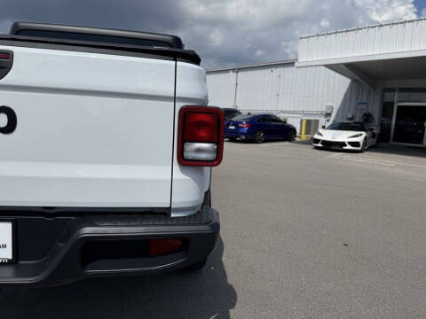 2023 Jeep Gladiator Sport S