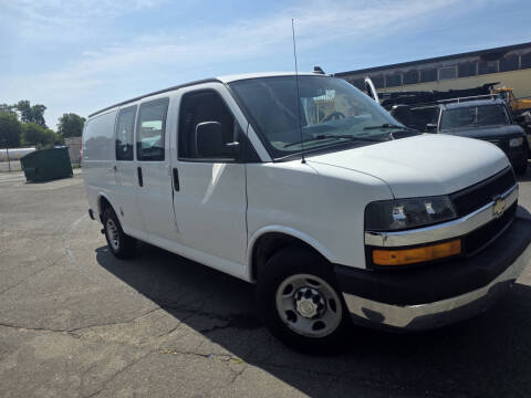 2017 Chevrolet Express 2500