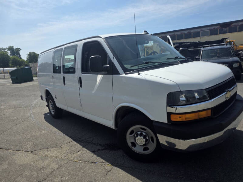 2017 Chevrolet Express 2500