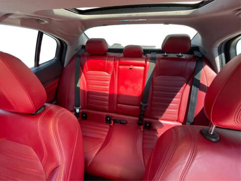 2017 Alfa Romeo Giulia Ti