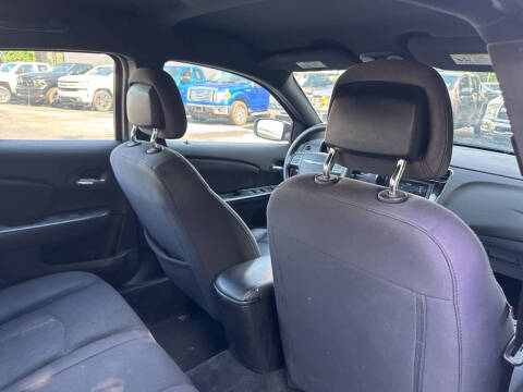 2013 Chrysler 200 LX