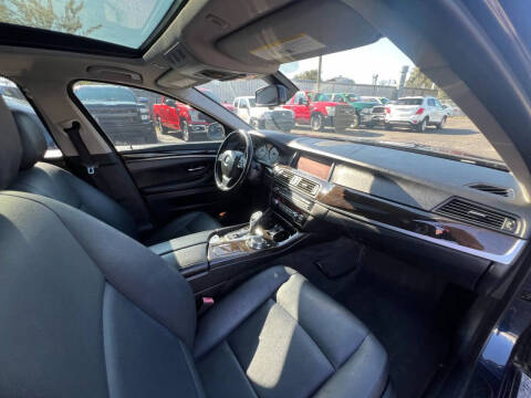 2016 BMW 5 Series 528i