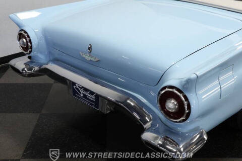 1957 Ford Thunderbird