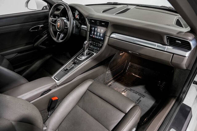 2019 Porsche 911 Carrera S