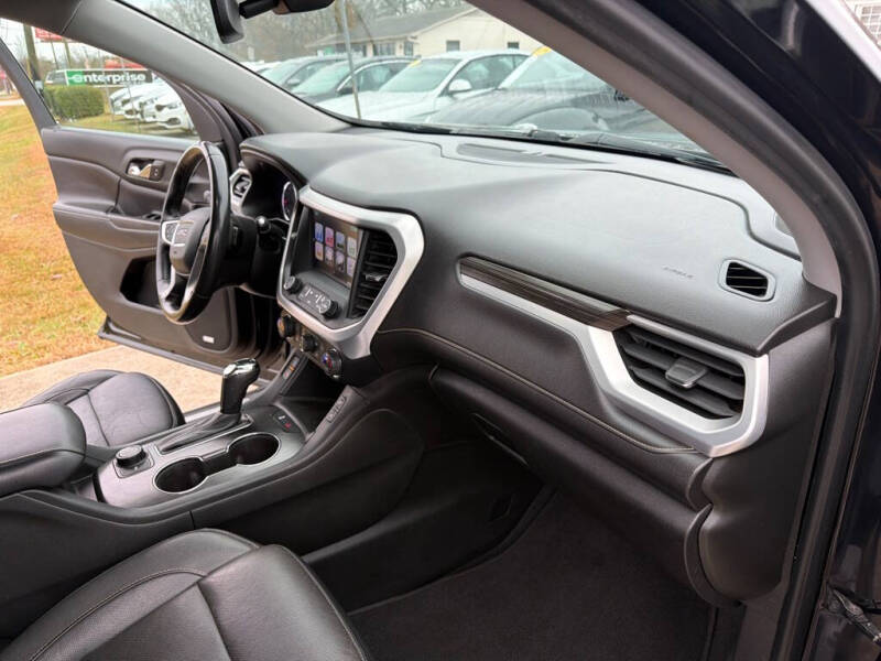 2017 GMC Acadia SLT-1