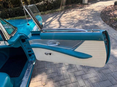 1956 Ford Thunderbird