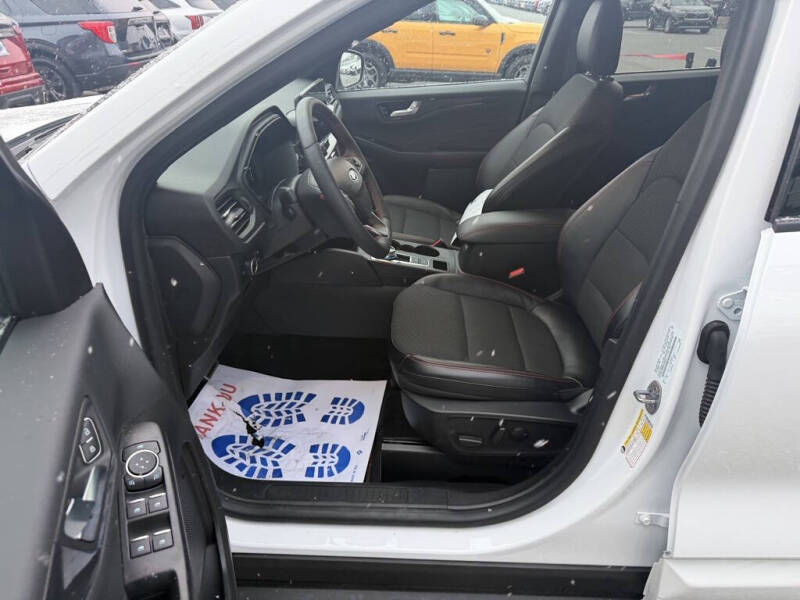 2023 Ford Escape ST-Line