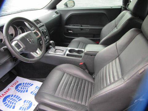 2013 Dodge Challenger SXT