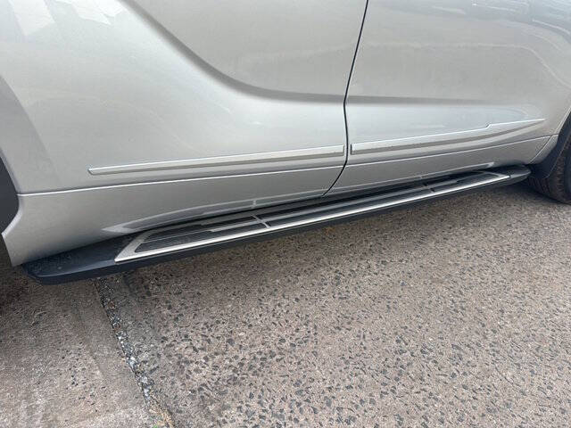 2024 Toyota Highlander Platinum