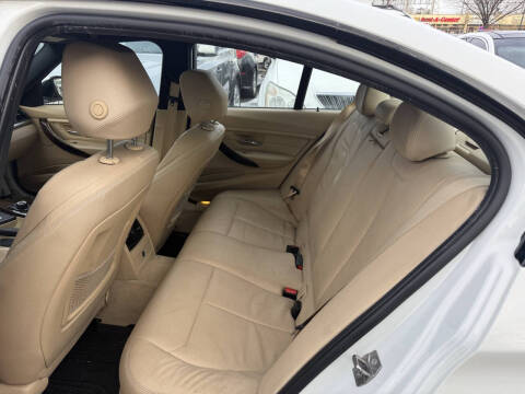 2013 BMW 3 Series 328i