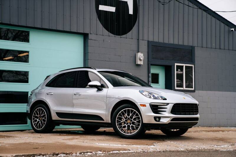 2016 Porsche Macan for sale at Enthusiast Autohaus in Sheridan IN