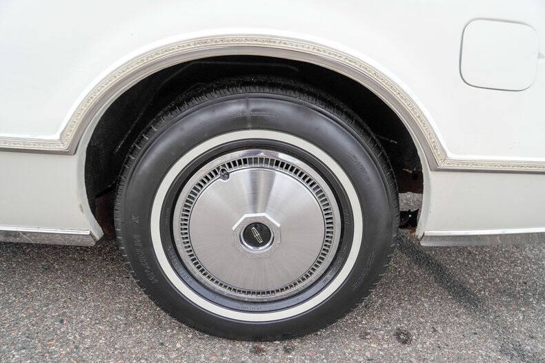 1976 Lincoln Continental