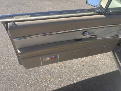 1963 Ford Thunderbird