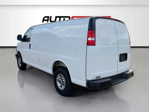 2025 Chevrolet Express 2500