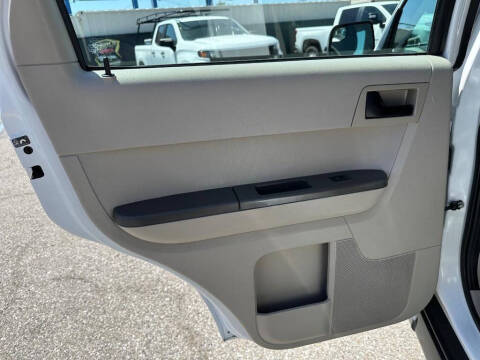 2011 Ford Escape XLS