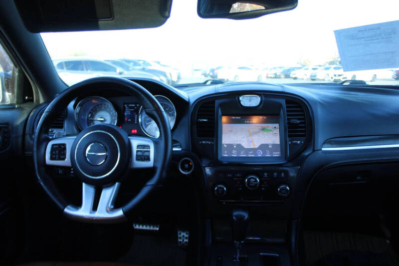 2014 Chrysler 300 SRT8